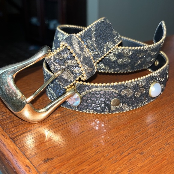 vintage 80’s belt - Picture 8 of 13